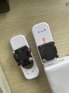 新迅移动wifi，5块钱不到。很不错