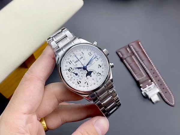开箱争议的腕表广州浪琴名匠的“八针月相”