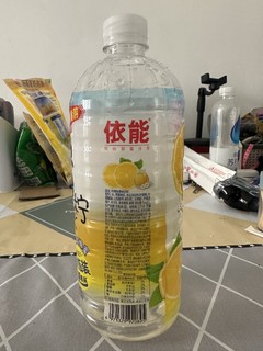 超大杯蜂蜜柠檬水