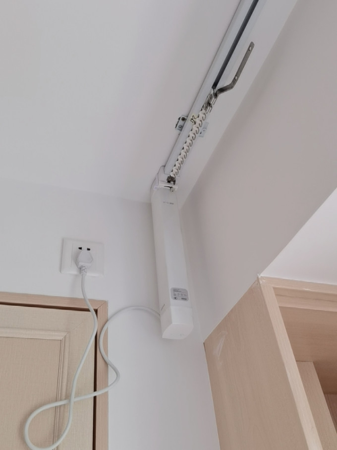 2023-05-03 17:10:28dooya 杜亚 电动窗帘遥控全自动智能轨道电机语音