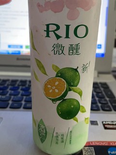品味清新夏日：Rio乐橘乌龙鸡尾酒