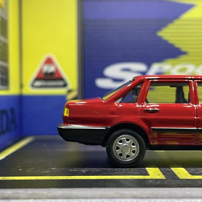 拓意 大众桑塔纳 红色涂装