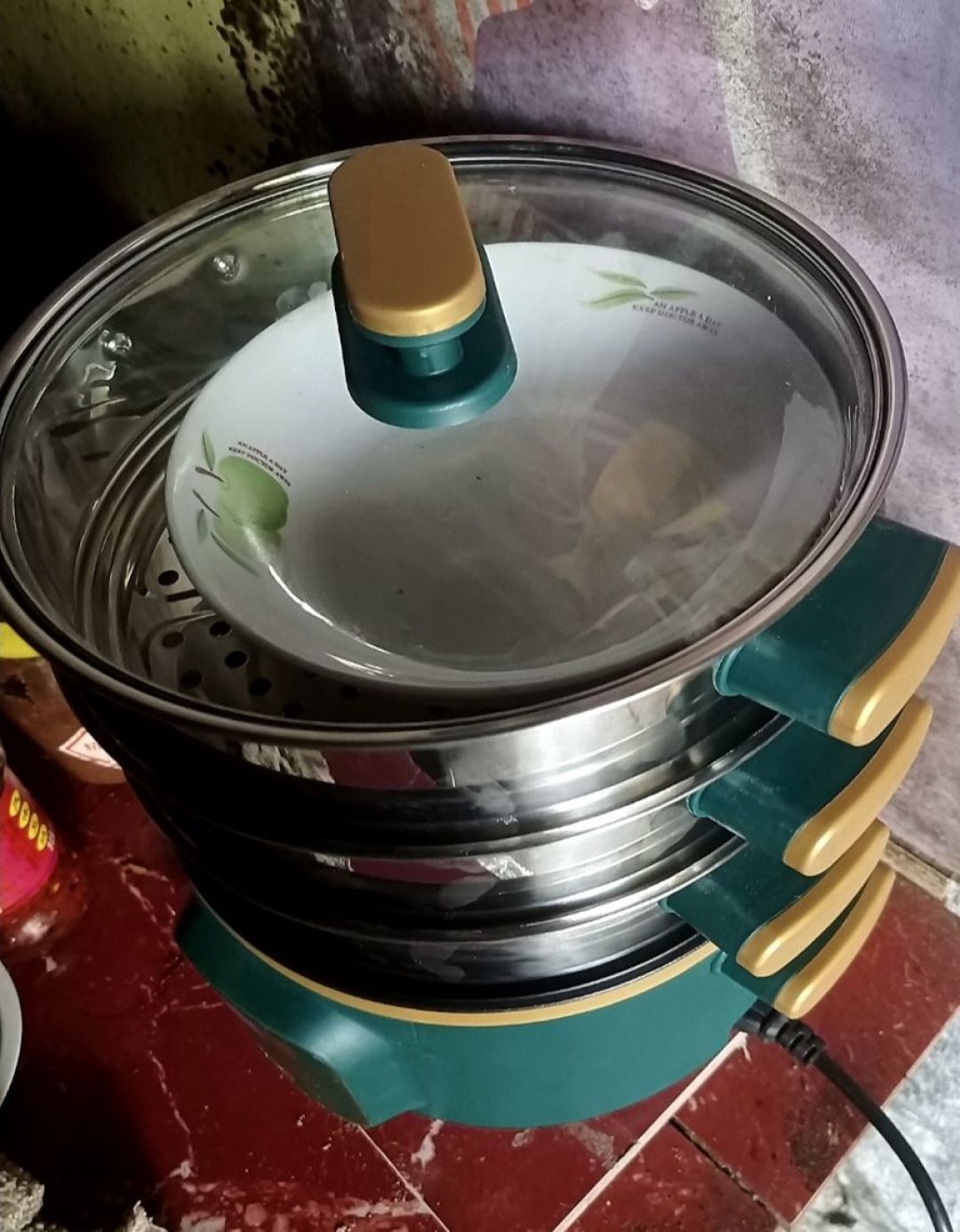 电美食蒸锅（电蒸锅利用
视频）《电蒸锅食谱大全及做法》