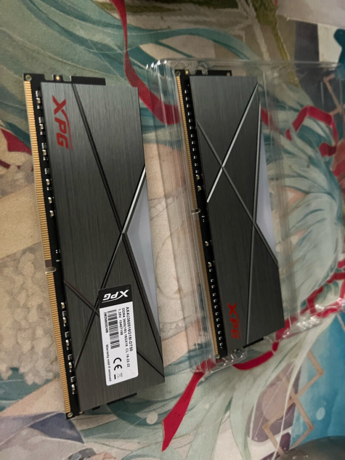 威刚台式机内存