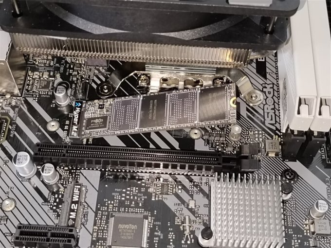 速度也很快,搭配新机器正好 威刚(adata)xpg翼龙s11/s20 ssd固态硬盘