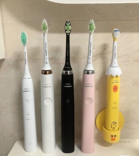 这些年我家用过的那些电动牙刷