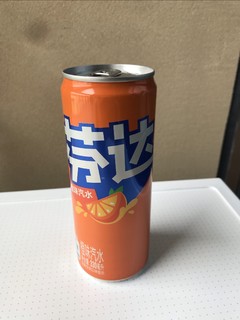 芬达汽水冰镇后更好喝