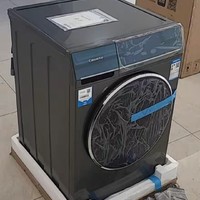 今天给大家推荐一款特别好用的洗衣机，它就是卡萨帝10kg晶彩触控屏全自动洗烘一体直驱滚筒洗衣机