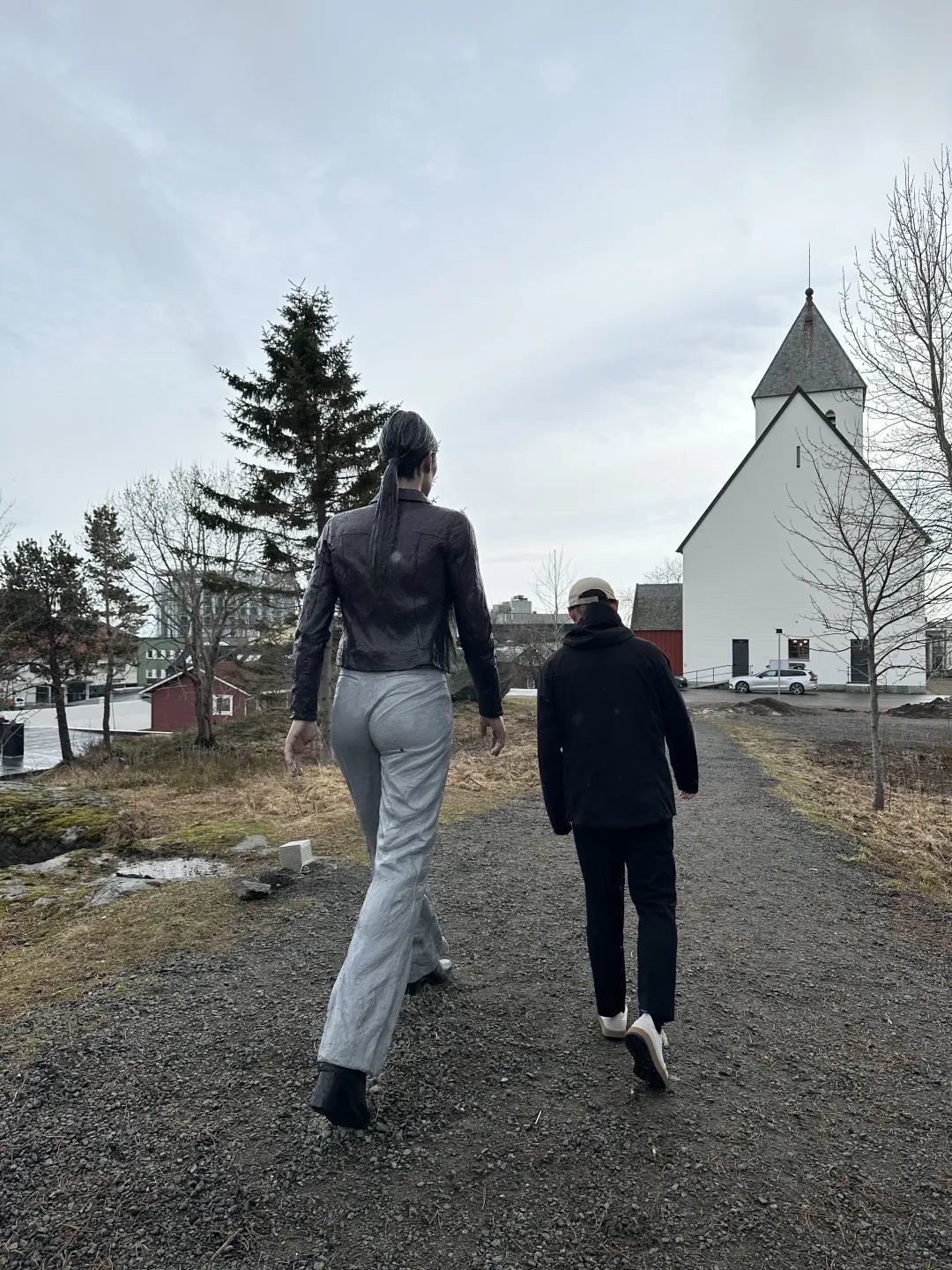 >国外度假>mollers/沐乐思国外度假>文章详情>▲北欧人都自带巨人基因