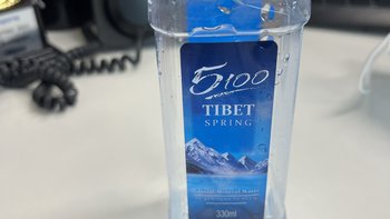 西藏5100矿泉水 冰泉好味道