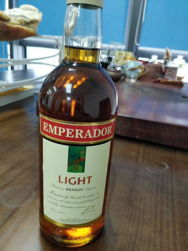 皇胜27.5 度白兰地