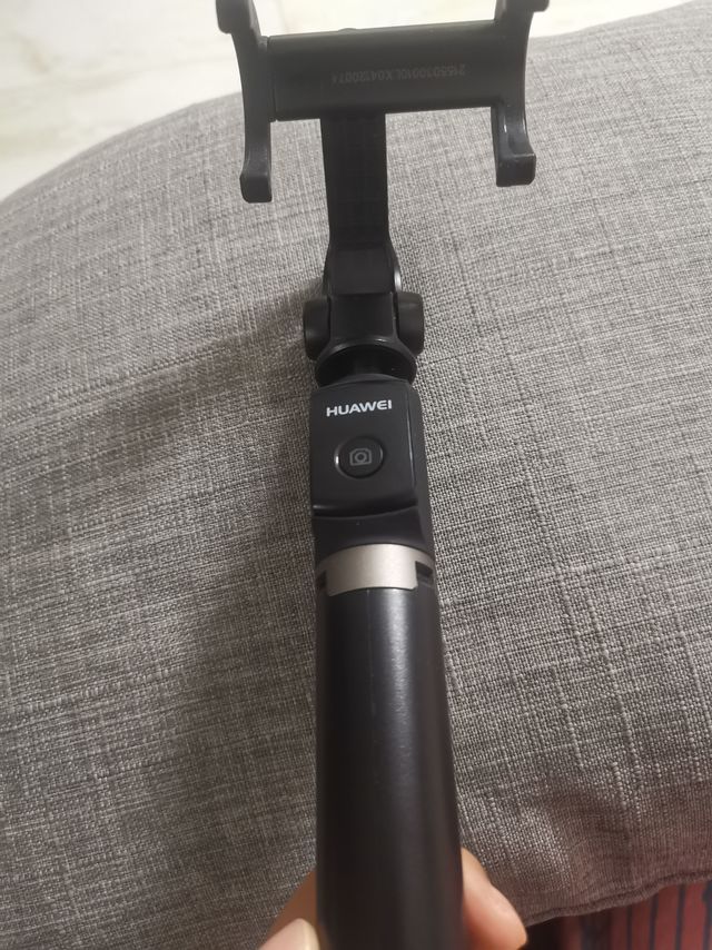 种草一款很智能的自拍杆儿