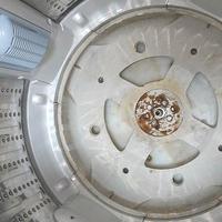 全拆洗海尔XQB55洗衣机内桶时螺栓要拧相同圈数以防无法配平
