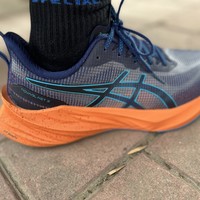 非专业测评 篇一：ASICS亚瑟士NOVABLAST3初体验