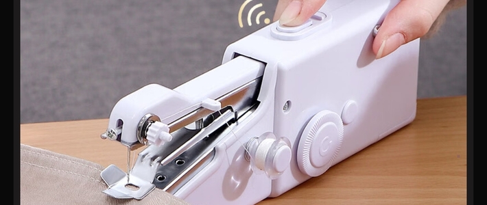这款迷你手持缝纫机太可爱了！😍