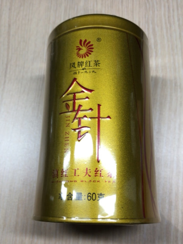 最近红茶喝的很多，滇红也喝过很多品种，凤