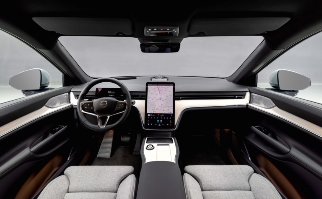  沃尔沃最新纯电MPV，EM90年底发布，旗舰SUV EX90预计明年初上市