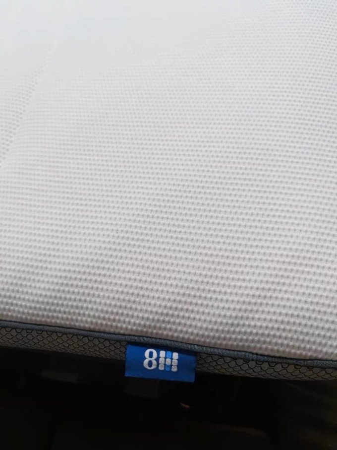 8H床垫怎么样 气味大小：没啥味道不错的 透气..._什么值得买