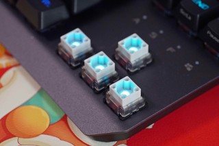 RX光轴的魅力，ROG 游侠RX TKL 红轴三模
