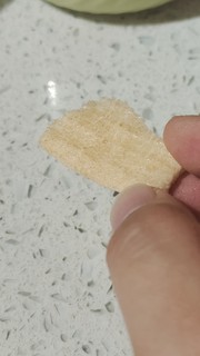 还是需要给孩子专门准备一些小吃食的