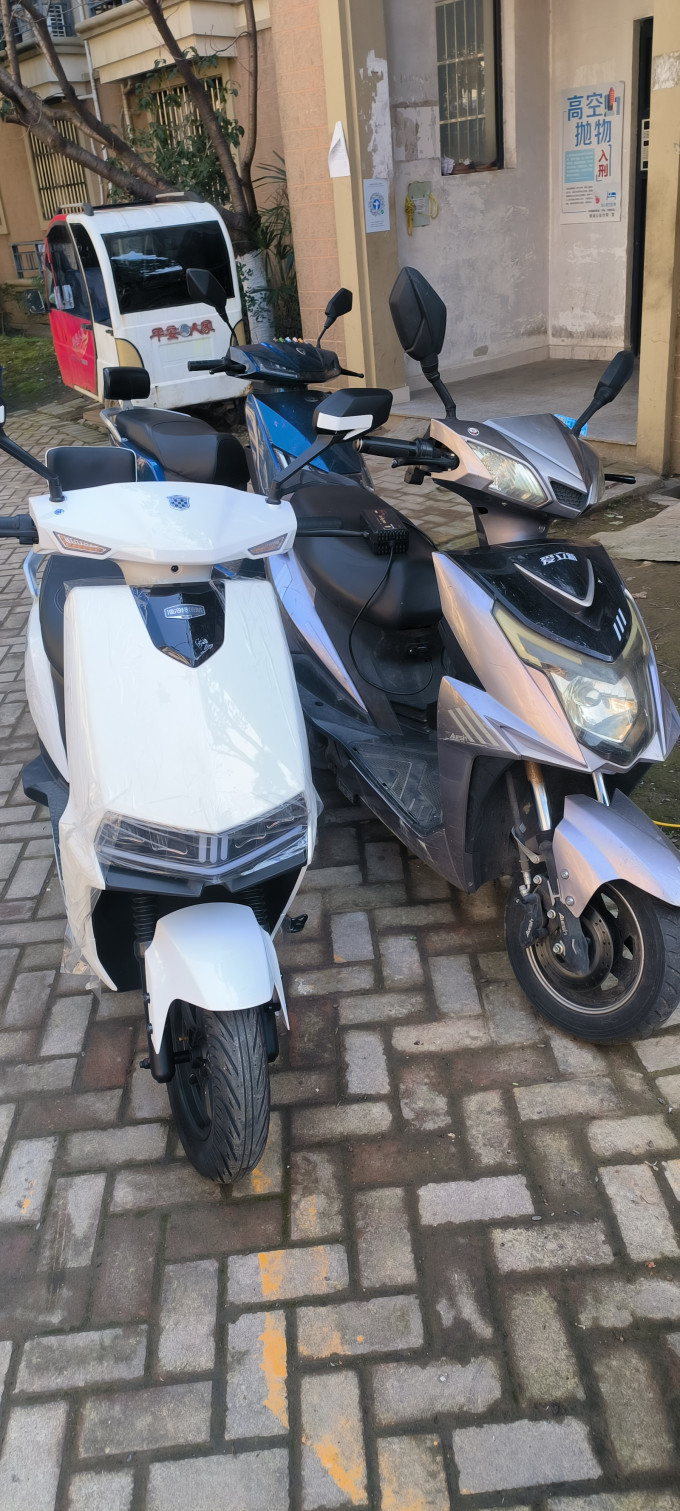 绿源电动车整车