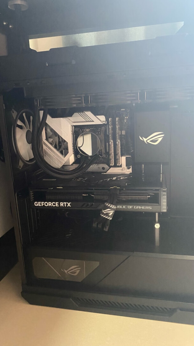 华硕显卡怎么样 等了一年,3080买了又退了,._什么值得买