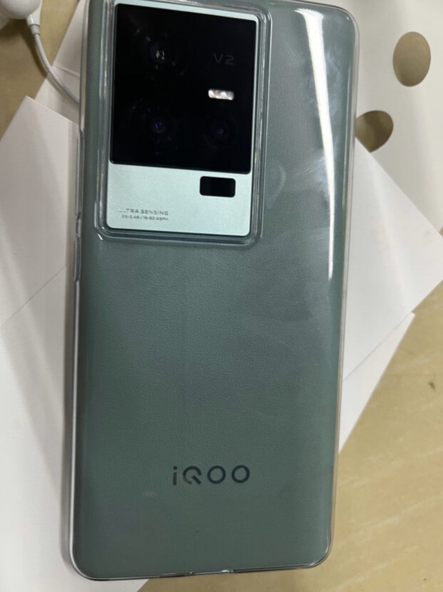vivo iQOO 11 12GB+256GB