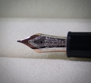 心目中最合适日常使用的钢笔-万宝龙146