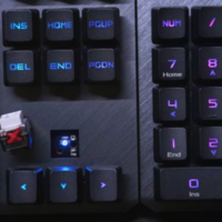 游戏键盘测评，ROG龙骑士2 PBT版机械键盘怎么样？RX光学红轴分体式键盘推荐