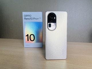 OPPO Reno10 Pro+灿烂金配色真机上手图