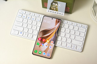 OPPO Reno10 Pro+的真机图赏