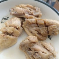 美食 篇七：午餐分享 妈妈腌的鸡翅真的不错