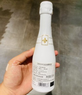 汉凯特罗肯起泡酒