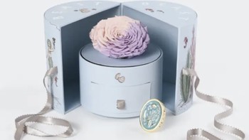 家居日用 篇二十八：这个礼盒有朵永生花真的太美了