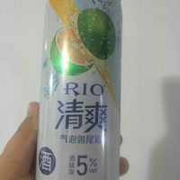 微醺一瓶锐澳鸡尾酒