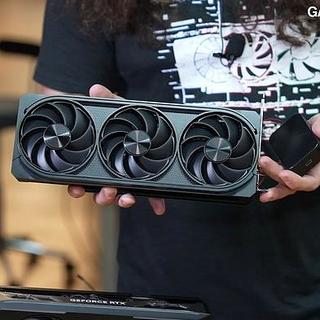 冲高端市场：宏碁掠夺者 Predator RX 7900 和RTX 4090 设计原型卡曝光，混合水冷方案