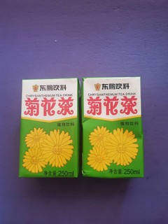 1毛钱的快乐，东鹏特饮的菊花茶