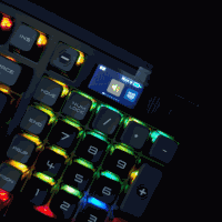 数码原动力 篇一百五十三：体验一把不一样的键盘具有魔云智控屏显交互系统的红魔电竞机械键盘