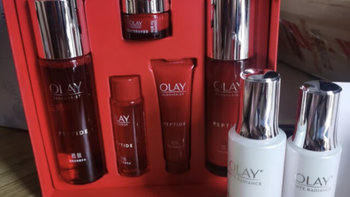 ￼￼玉兰油（OLAY）抗糖小白瓶面部美白精￼￼华