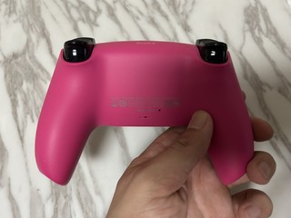618首购：骚粉色的PS5手柄