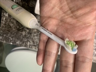 用了n年的飞利浦6730，如何防止底部变黑