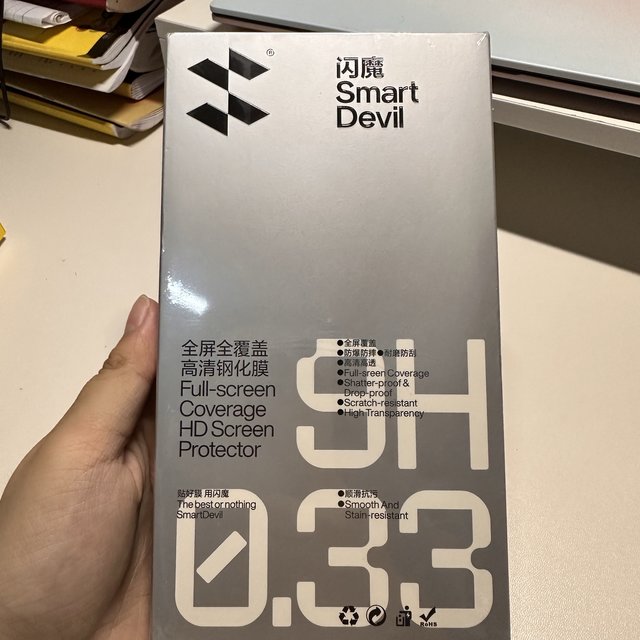 iPhone闪魔钢化膜-9D高清全覆盖钢化膜，触感丝滑，贴膜便捷。