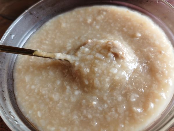 这个玻璃碗用来喝粥也好看