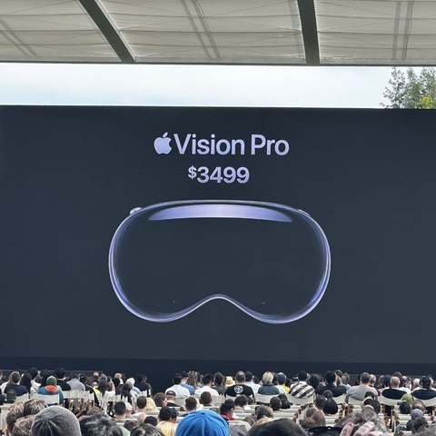 Apple Vision Pro 设备的一些特点和功能