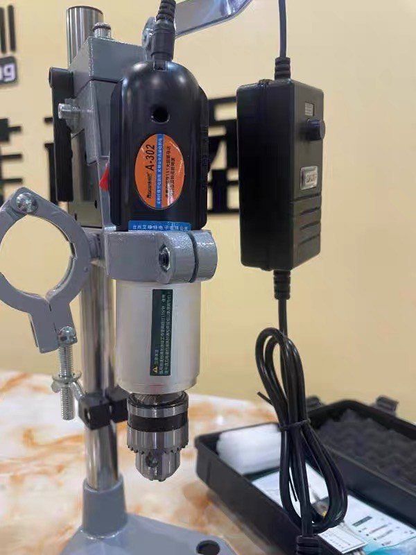 切出来的酒瓶花盆太美了！