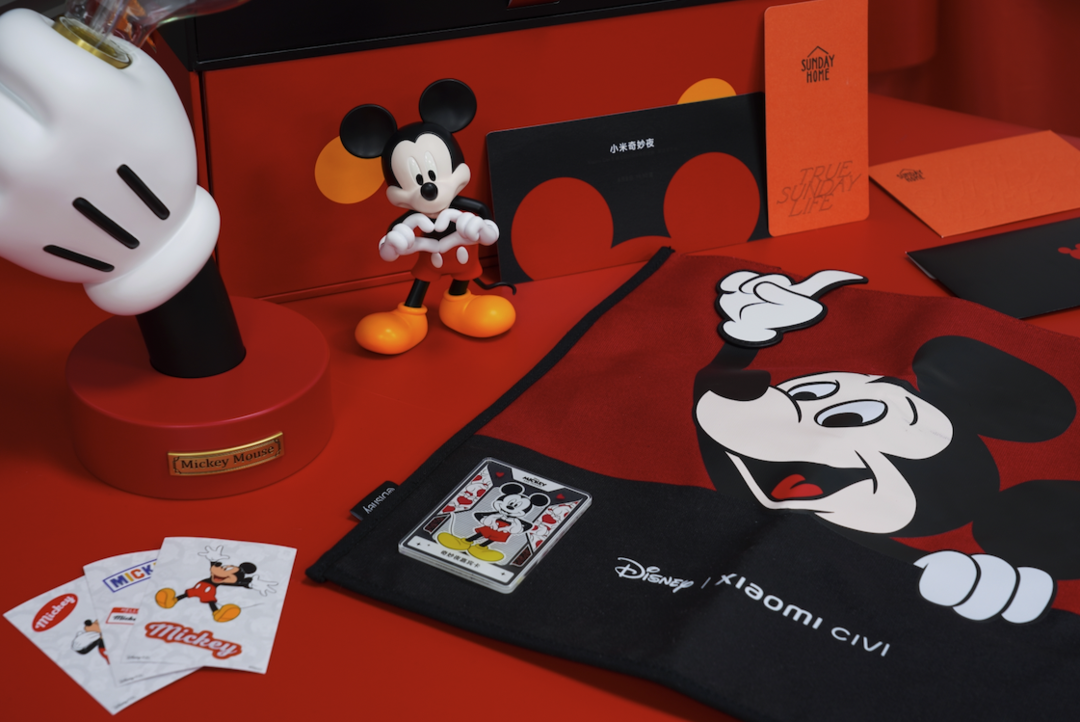 【小米Civi迪士尼邀请函开箱】爱了爱了，这个迪士尼100周年礼盒怎么这么好看！