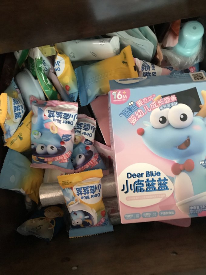 小鹿蓝蓝果汁果泥