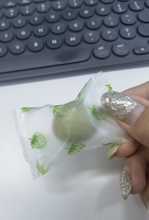 所见即所得整颗大草莓