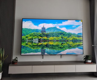 海信电视超清画质➕大尺寸就是给力