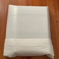
收到后，打开包装，手感很好，应该是羊绒